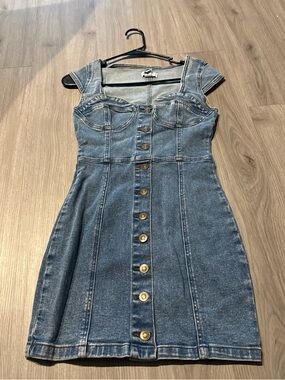 Button-Front Denim Dress in Medium Blue